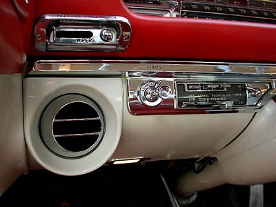 '59 Olds dashboard details